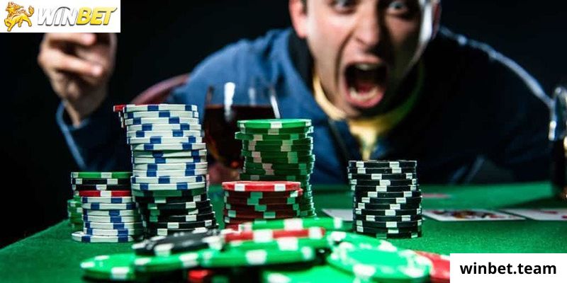 Đôi nét về game bài Poker tại nhà cái “ xanh chín” Winbet